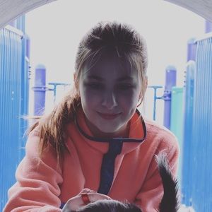 Meet your Posher, Ava